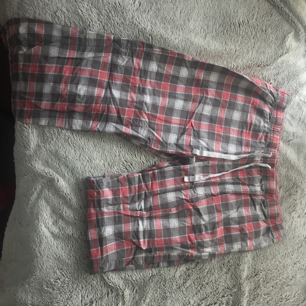 Checkered/plaid pajama pants